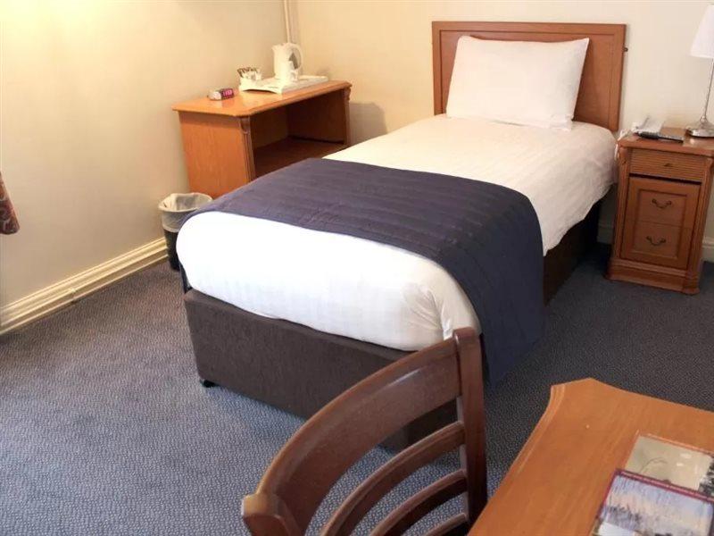 Discovery Inn - Leeds Leeds  Luaran gambar